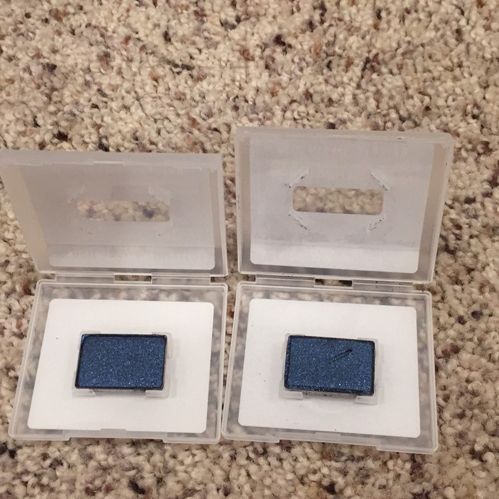 Mary Kay eye shadow